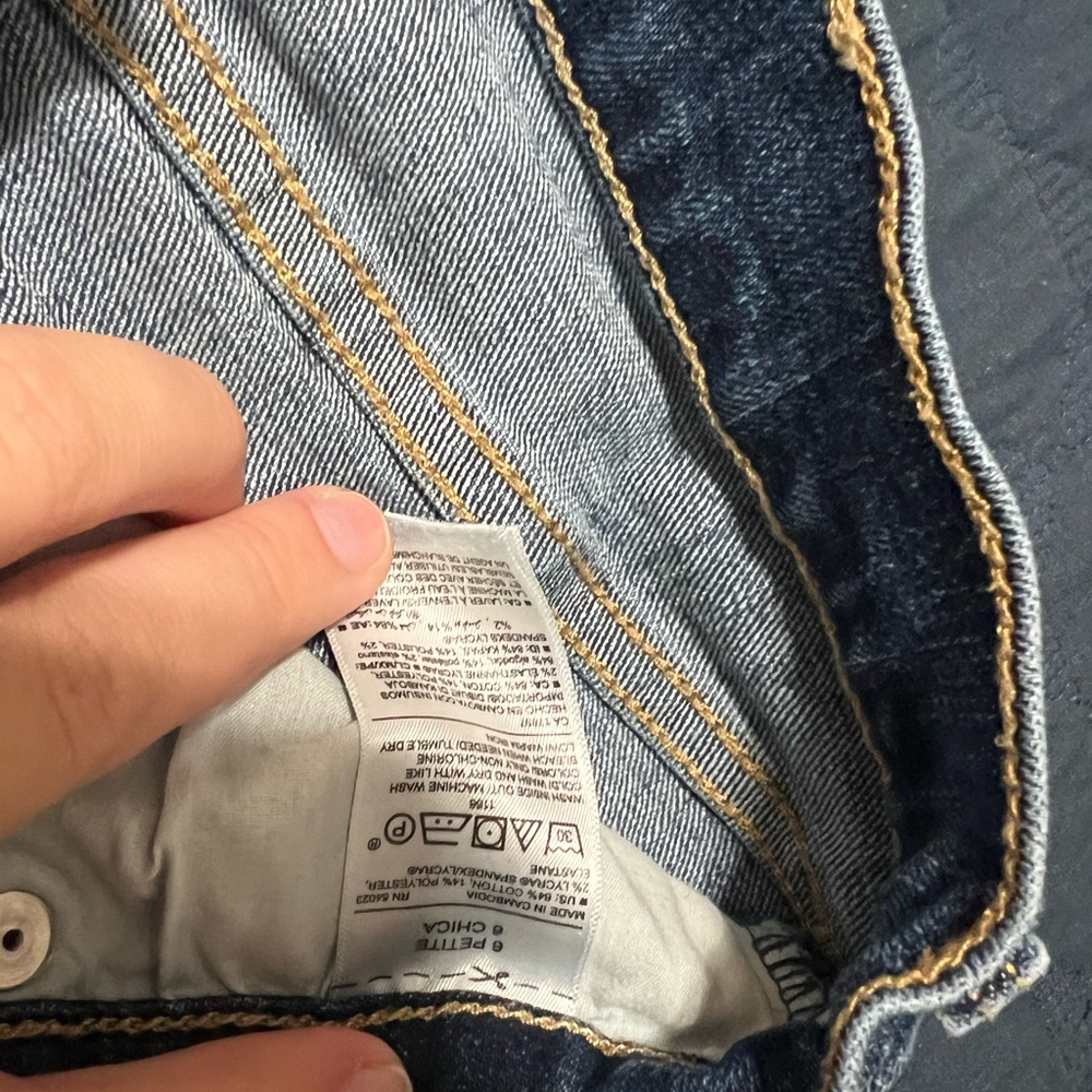 Oldnavy Curvy Mid Rise - Picture 3 of 4
